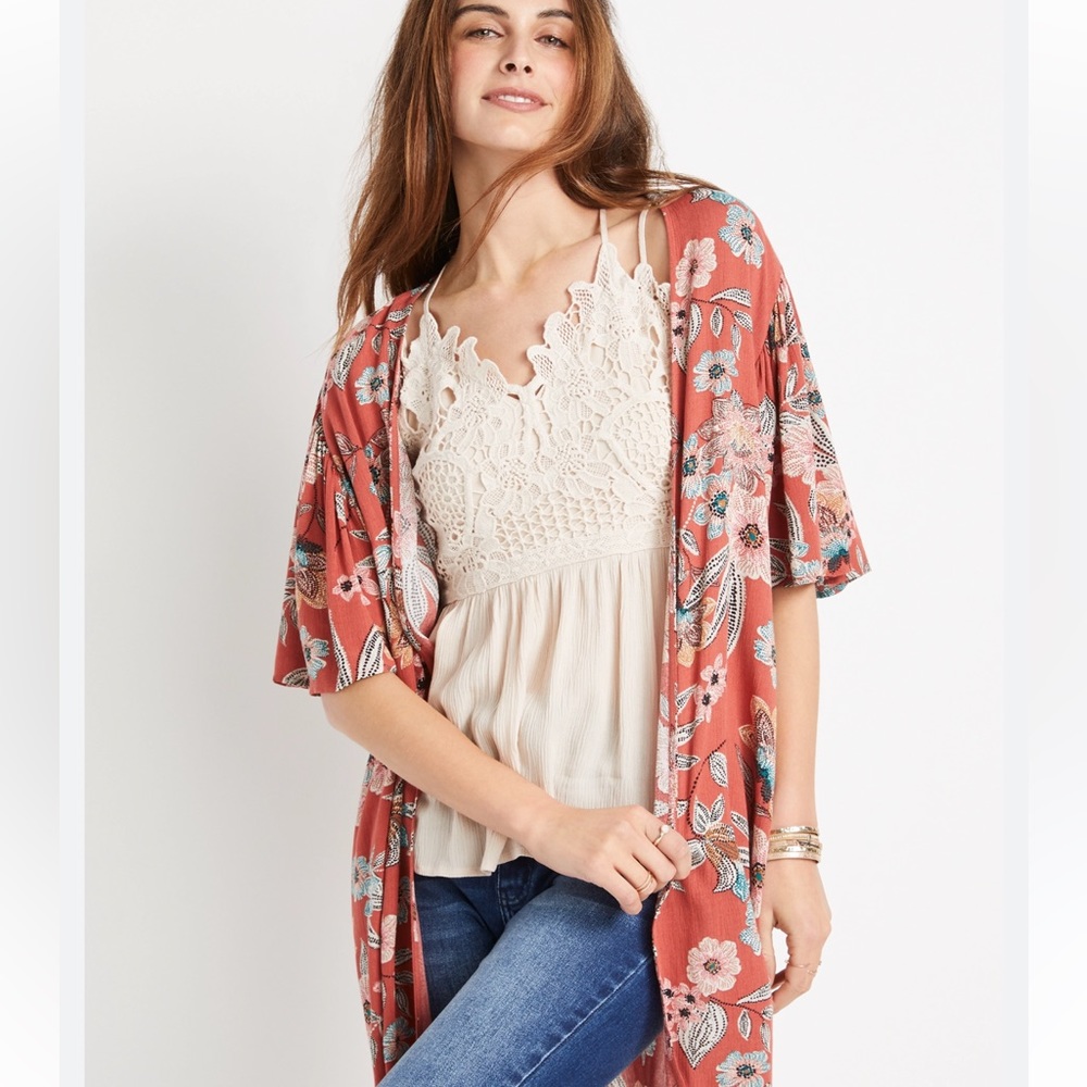 Floral Flutter Sleeve Kimono